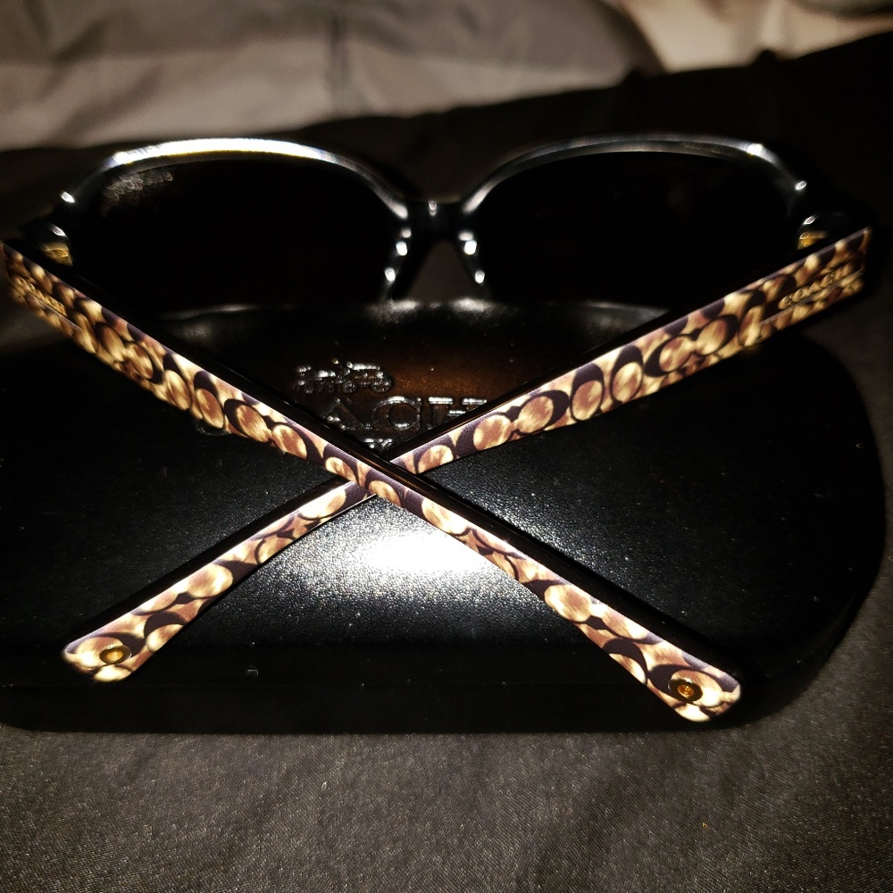 coach hc8105 amber sunglasses